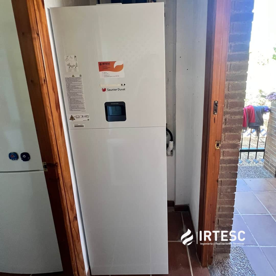 aerotermia con suelo radiante refrescante en El Zorongo